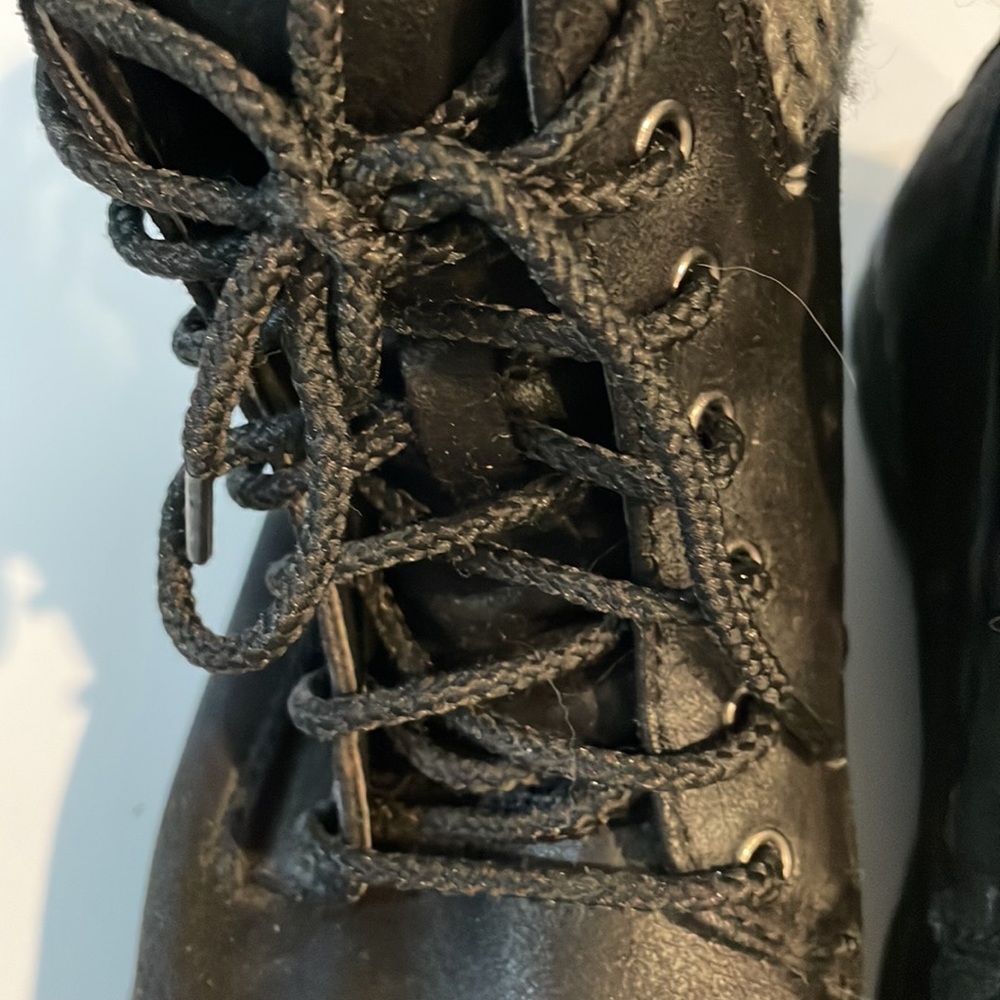 Cliffs by White Mountain black tie ankle boots - Picture 2 of 4